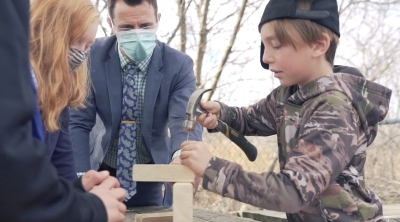 student is using hammer